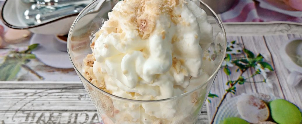 DELICIOSA ESPUMA DE LECHE CONDENSADA